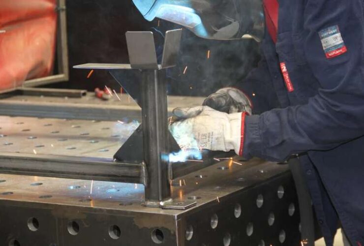 Perfekte Toleranzen in der Metallverarbeitung mit den richtigen Werkzeugen erreichen