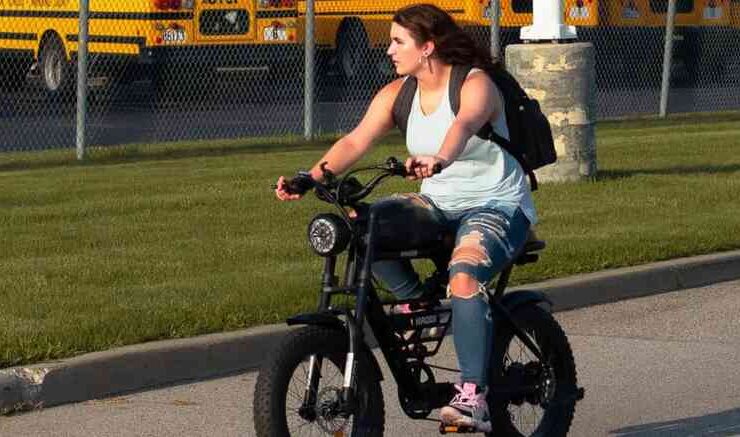 Wie schnell darf ein E-Bike fahren?