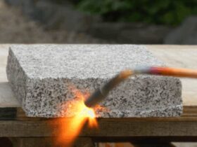 Vorteile von geflammten Oberflächen bei Granit-Fassadenplatten