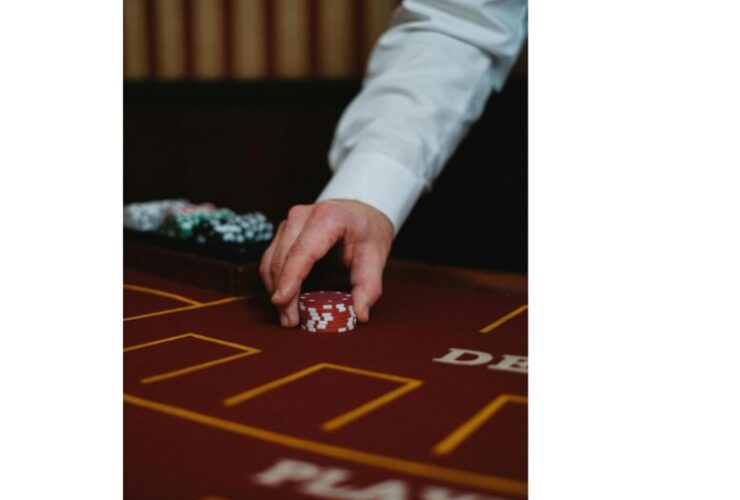 Wie Poker und Online Casinos den digitalen Nerv der Zeit treffen